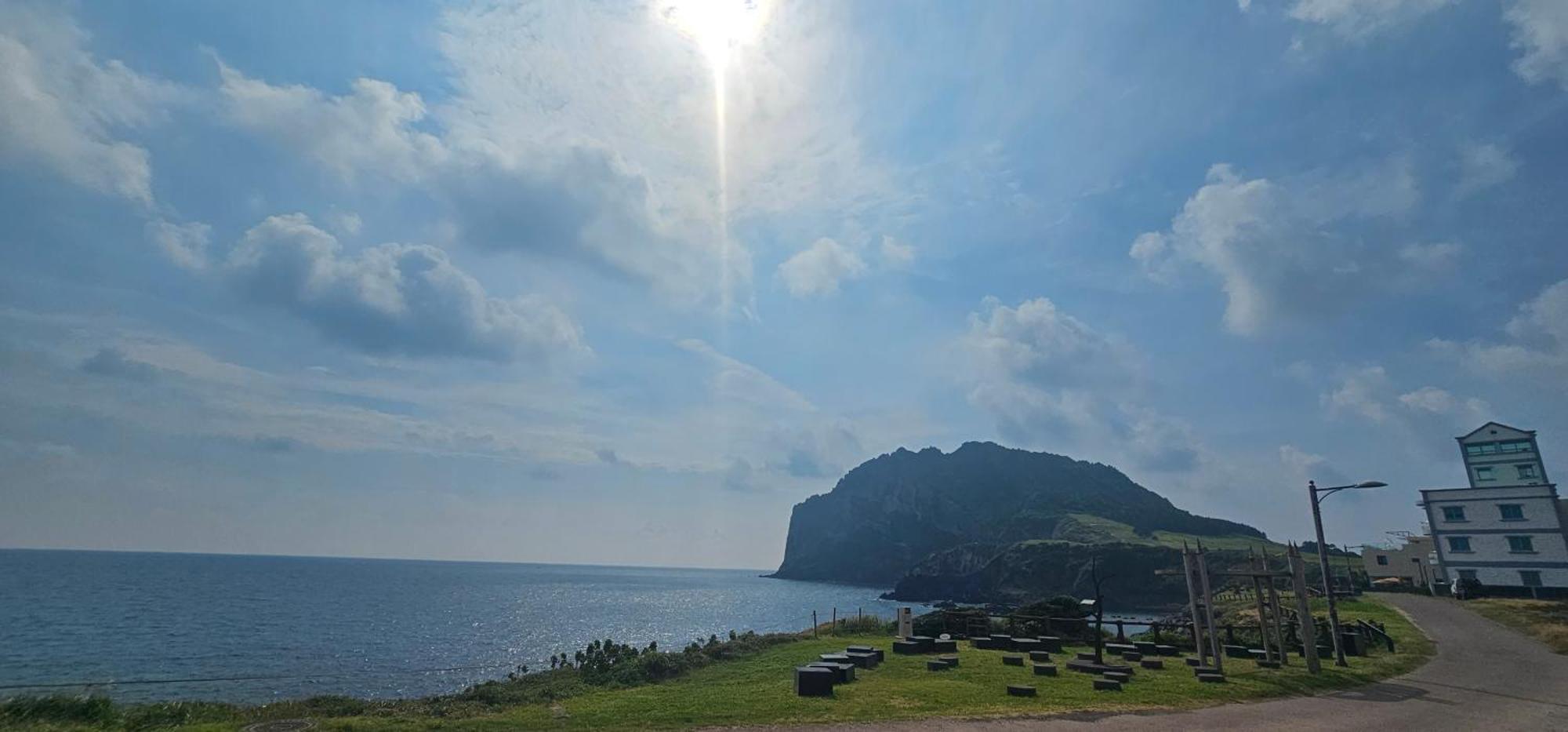 Seongsan Morning Sunset Βίλα Σεογκουίπο Εξωτερικό φωτογραφία